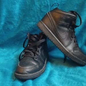 Nike Kids Black High-Top Sneakers